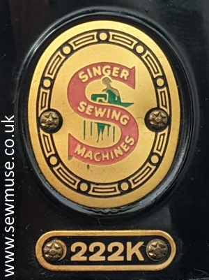 Singer 222 Red S badge